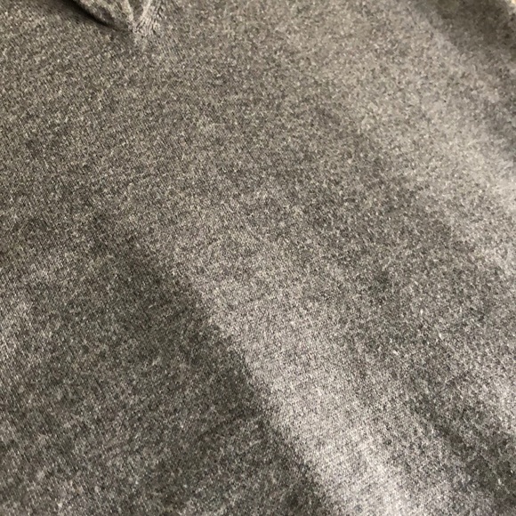 🤩Banana Republic Gray v-neck sweater Sz small - Picture 5 of 7